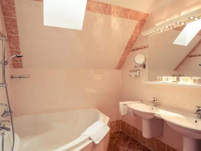  - hotely, pensiony | hportal.cz