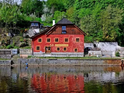  - hotely, pensiony | hportal.cz