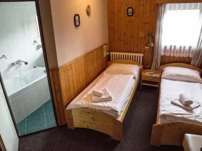  - hotely, pensiony | hportal.cz