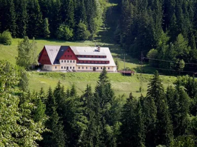  - hotely, pensiony | hportal.cz
