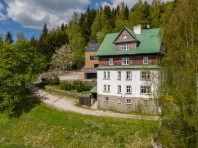  - hotely, pensiony | hportal.cz