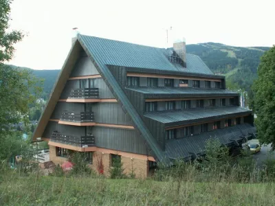  - hotely, pensiony | hportal.cz