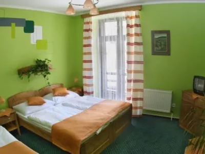  - hotely, pensiony | hportal.cz