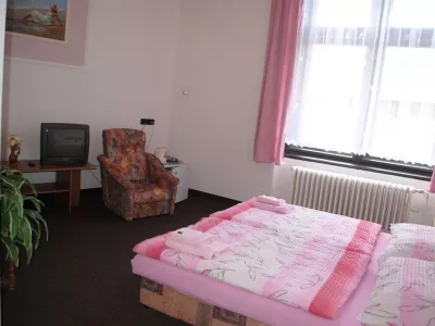  - hotely, pensiony | hportal.cz