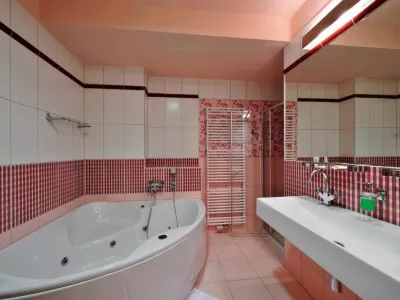  - hotely, pensiony | hportal.cz