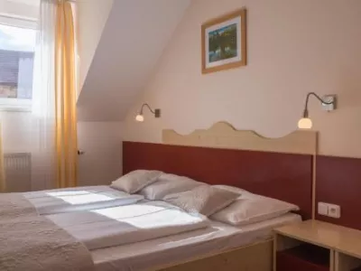  - hotely, pensiony | hportal.cz