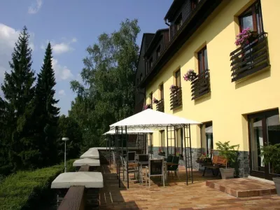  - hotely, pensiony | hportal.cz
