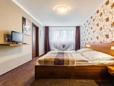  - hotely, pensiony | hportal.cz