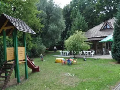  - hotely, pensiony | hportal.cz
