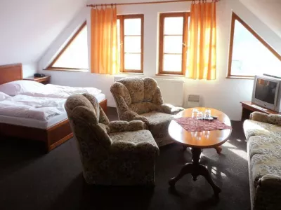  - hotely, pensiony | hportal.cz