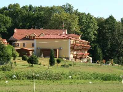  - hotely, pensiony | hportal.cz