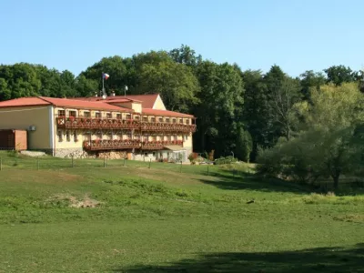  - hotely, pensiony | hportal.cz