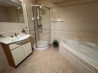  - Hotels, Pensionen | hportal.eu