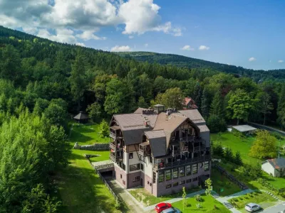  - hotely, pensiony | hportal.cz