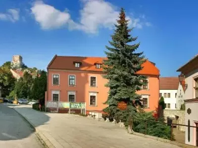  - hotely, pensiony | hportal.cz