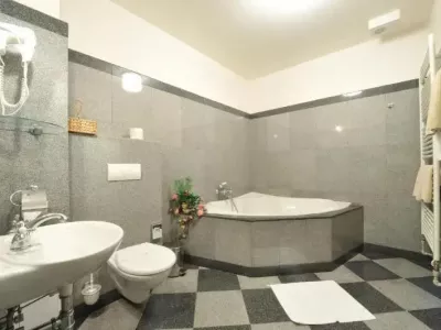  - hotely, pensiony | hportal.cz