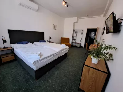  - hotely, pensiony | hportal.cz