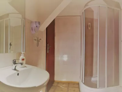  - hotely, pensiony | hportal.cz
