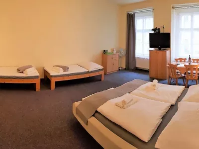  - hotely, pensiony | hportal.cz