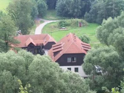  - hotely, pensiony | hportal.cz
