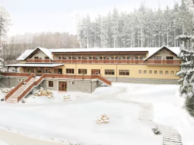  - hotely, pensiony | hportal.cz