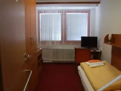  - hotely, pensiony | hportal.cz