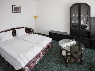  - hotely, pensiony | hportal.cz