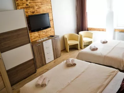  - hotely, pensiony | hportal.cz