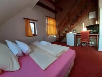  - hotely, pensiony | hportal.cz