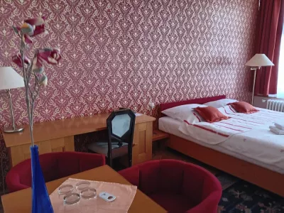  - hotely, pensiony | hportal.cz
