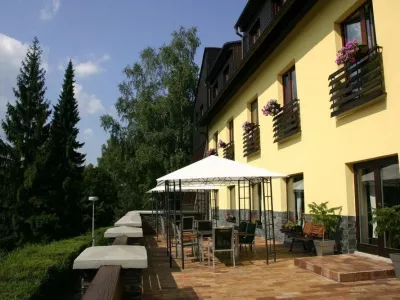  - hotely, pensiony | hportal.cz