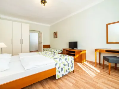  - hotely, pensiony | hportal.cz