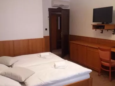  - hotely, pensiony | hportal.cz