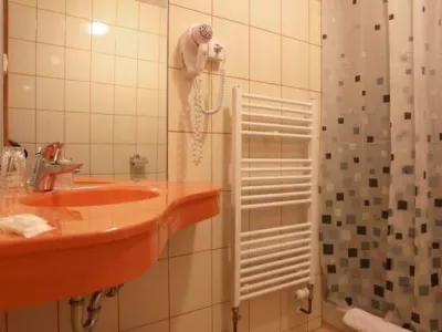  - hotely, pensiony | hportal.cz