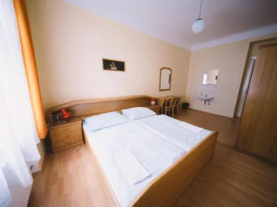  - hotely, pensiony | hportal.cz