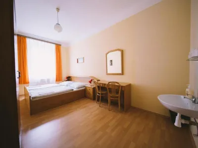 - hotely, pensiony | hportal.cz