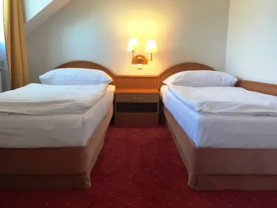  - hotely, pensiony | hportal.cz