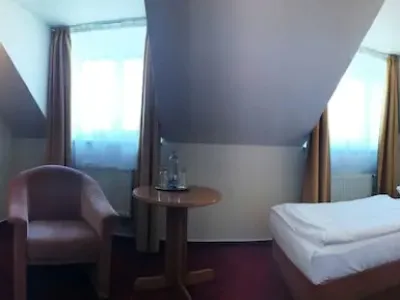  - hotely, pensiony | hportal.cz