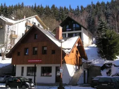  - hotely, pensiony | hportal.cz