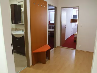  - hotely, pensiony | hportal.cz