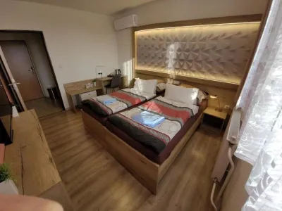  - hotely, pensiony | hportal.cz