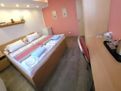  - hotely, pensiony | hportal.cz