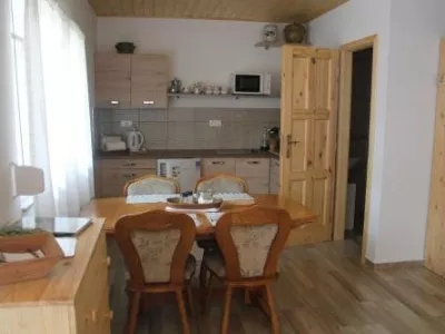  - hotely, pensiony | hportal.cz
