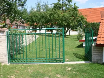  - hotely, pensiony | hportal.cz