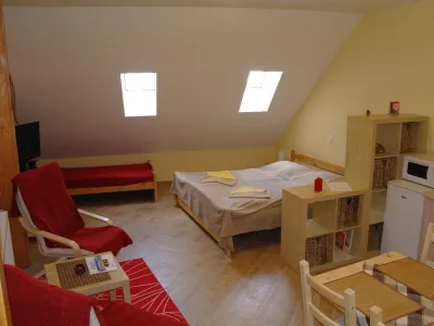  - hotely, pensiony | hportal.cz