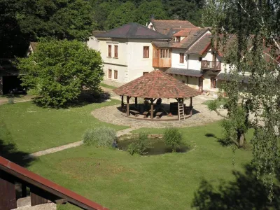  - hotely, pensiony | hportal.cz