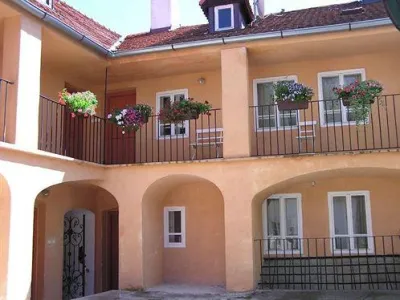  - hotely, pensiony | hportal.cz