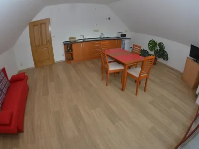  - hotely, pensiony | hportal.cz