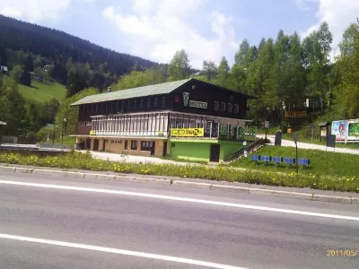 - hotely, pensiony | hportal.cz
